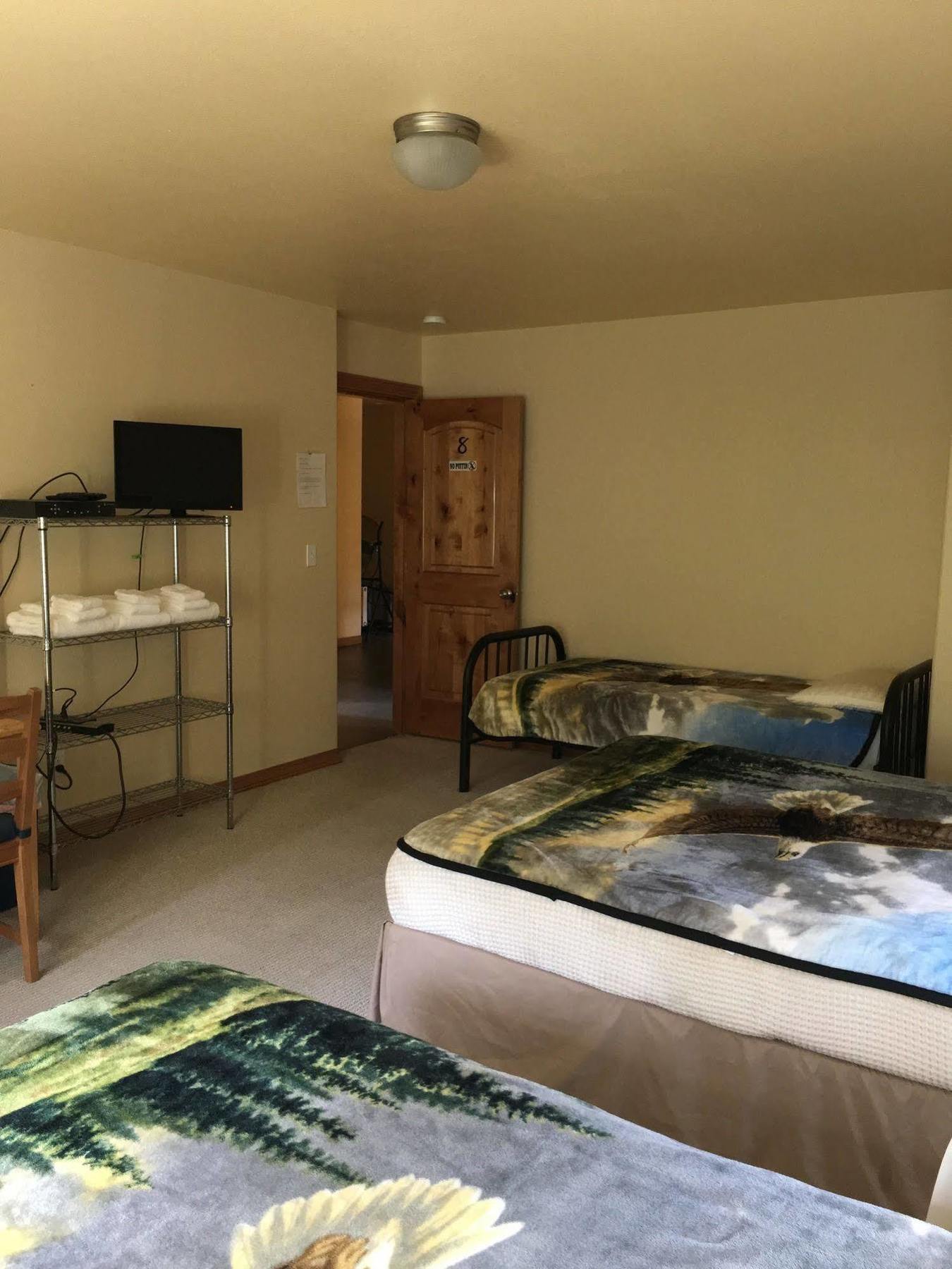 Twin Peaks Lodge And Rv Park Seward Exterior foto